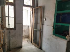 107國(guó)道旁小高樓便宜