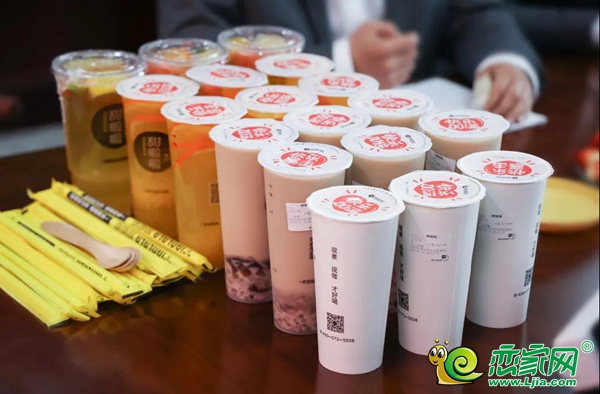 2022年普陽綠城·誠(chéng)園項(xiàng)目經(jīng)營(yíng)目標(biāo)責(zé)任狀簽署儀式圓滿召開