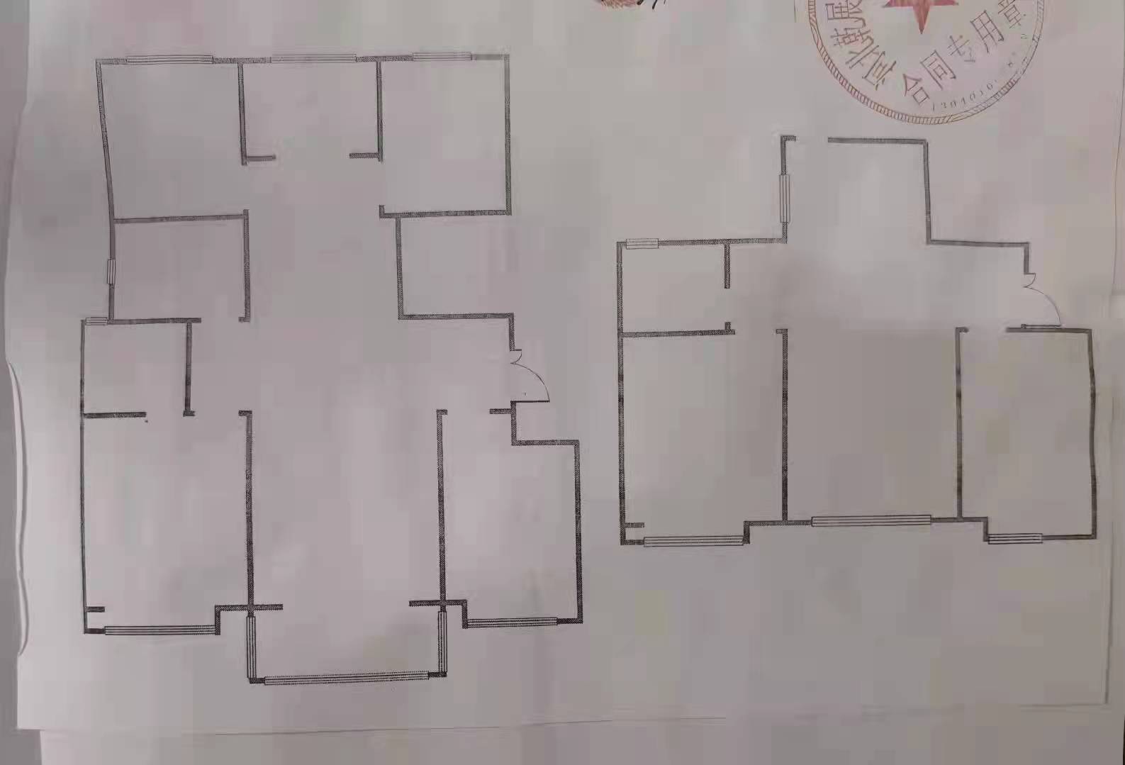 緊鄰新一中，凌云中學，躍層，送60平米樓臺