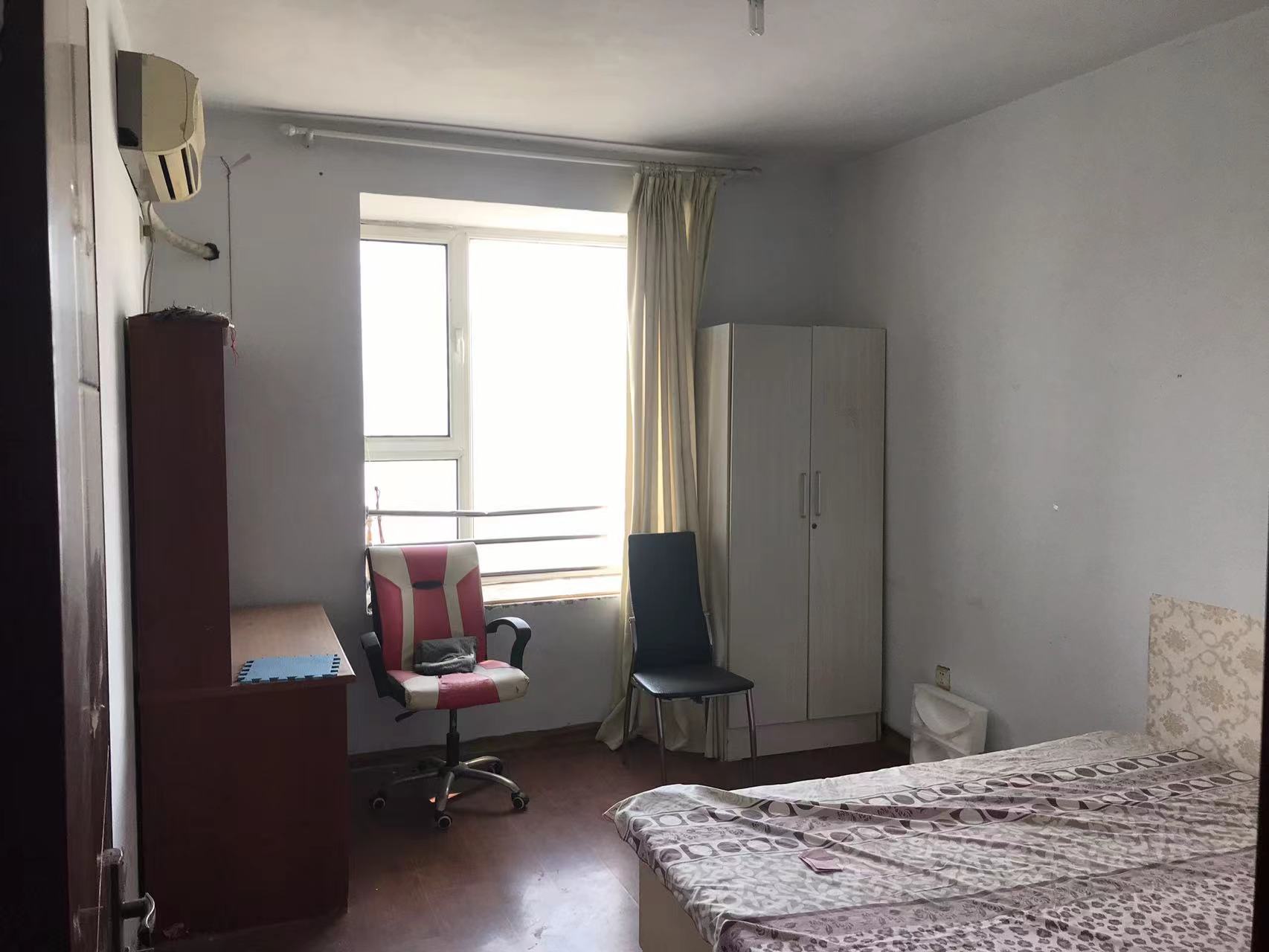天澤園 好樓層 老證 兩居 能貸款