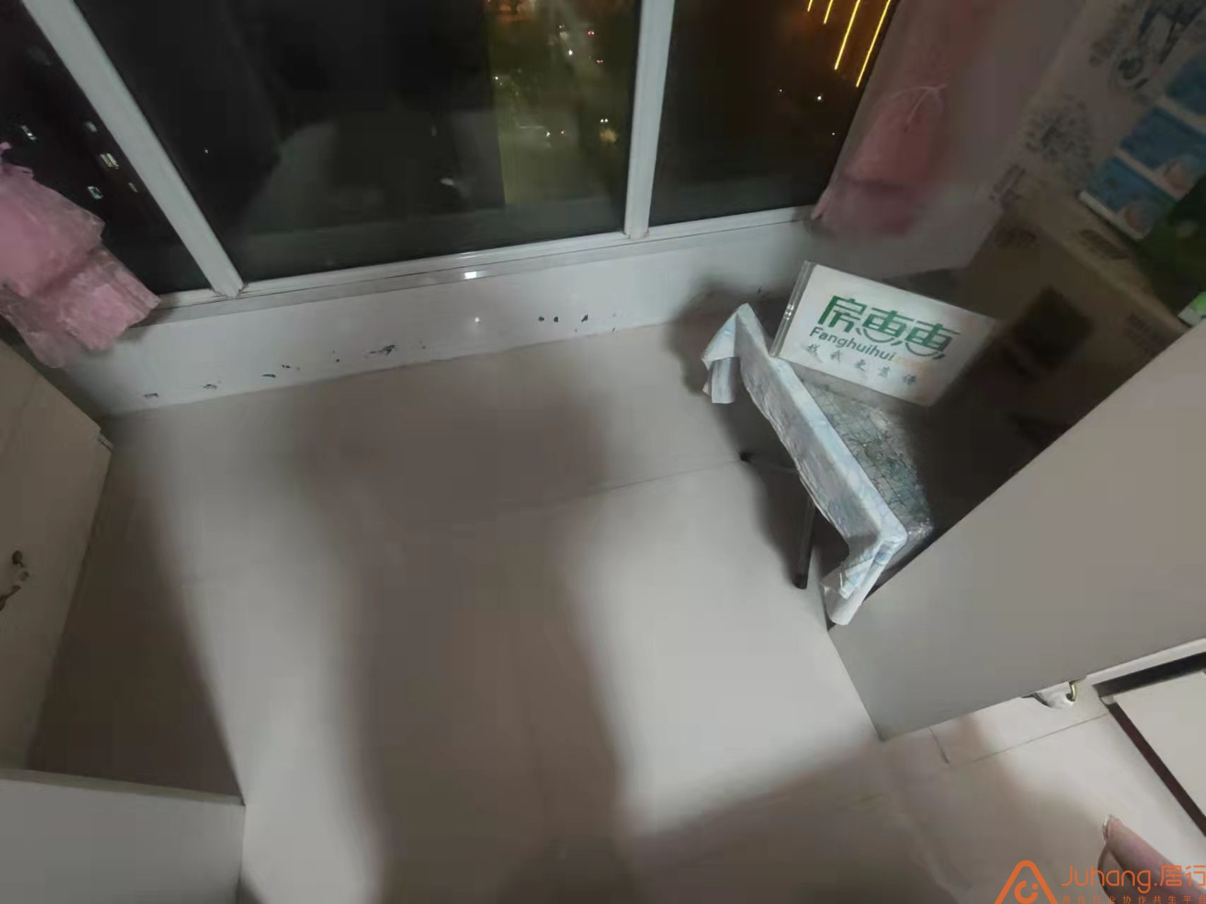美的果園里旁安聯(lián)水晶坊