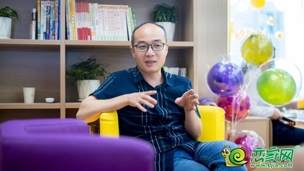 閱見(jiàn)時(shí)代 御鑒未來(lái)丨東方御&FM102.8音樂(lè)廣播電臺(tái)私享會(huì)圓滿舉辦
