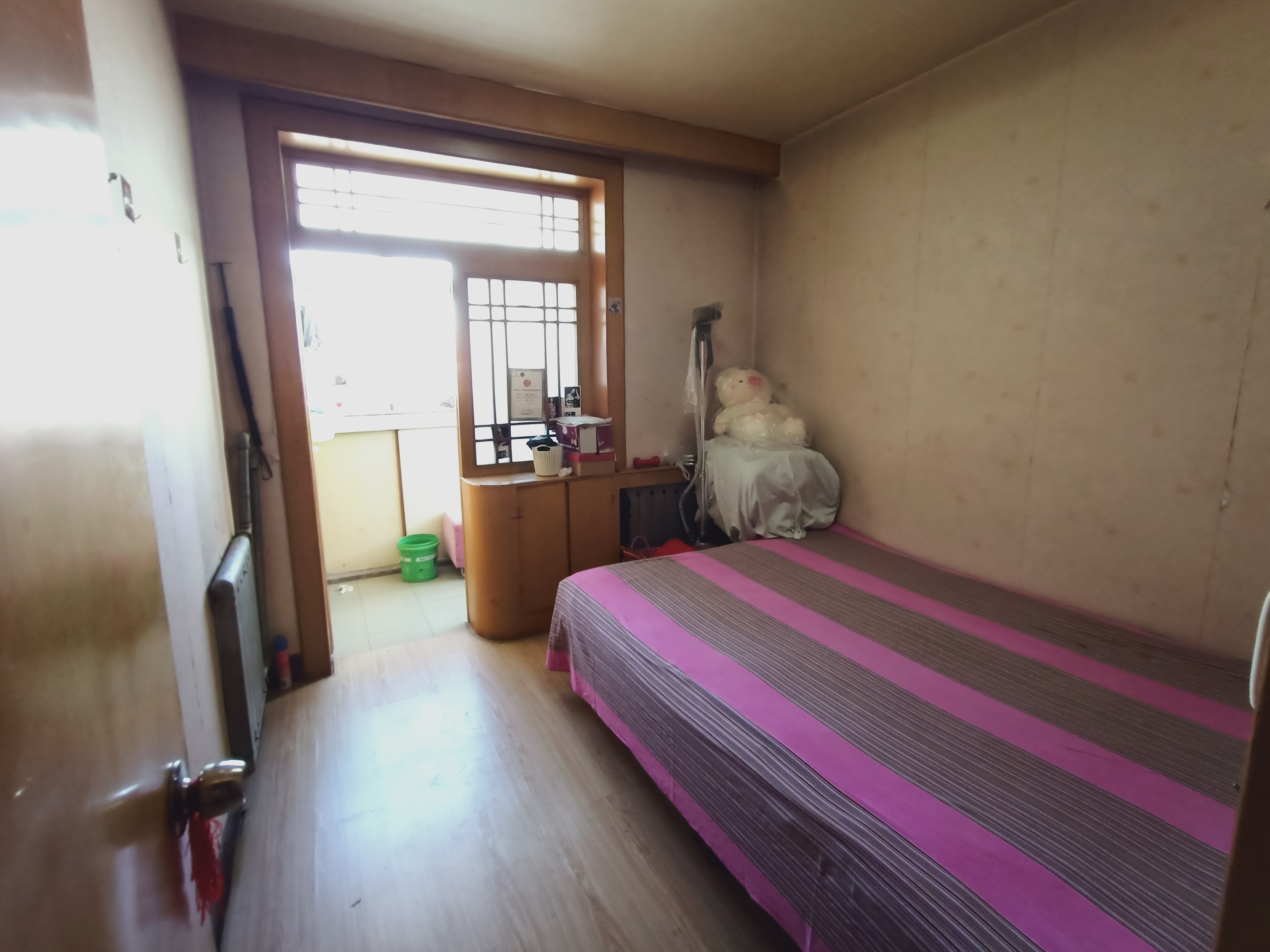 房主急賣 綠化路三中 曙光街2號(hào)院兩居單價(jià)才七千有鑰匙
