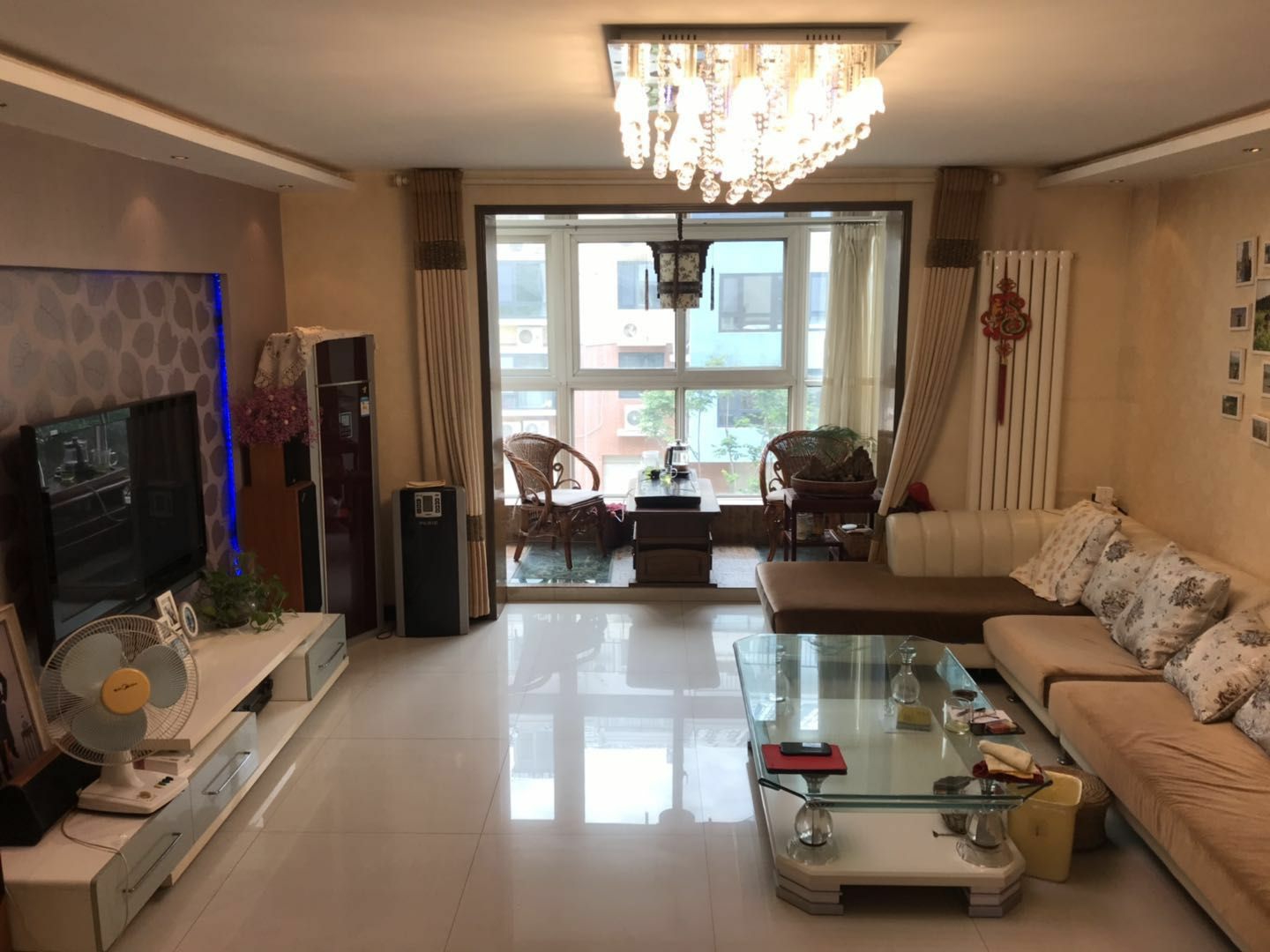 连城别苑熙园精装大三居二楼老证能看房子邻美乐城大剧院