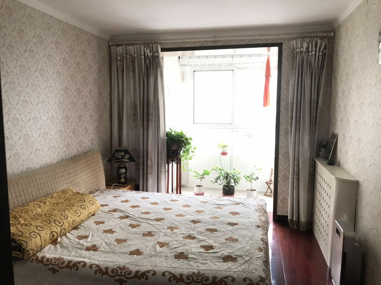 连城别苑熙园精装大三居二楼老证能看房子邻美乐城大剧院