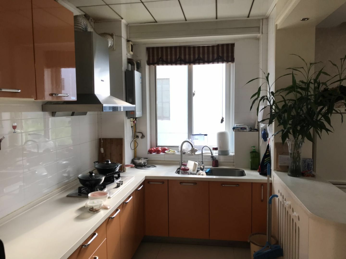 连城别苑熙园精装大三居二楼老证能看房子邻美乐城大剧院