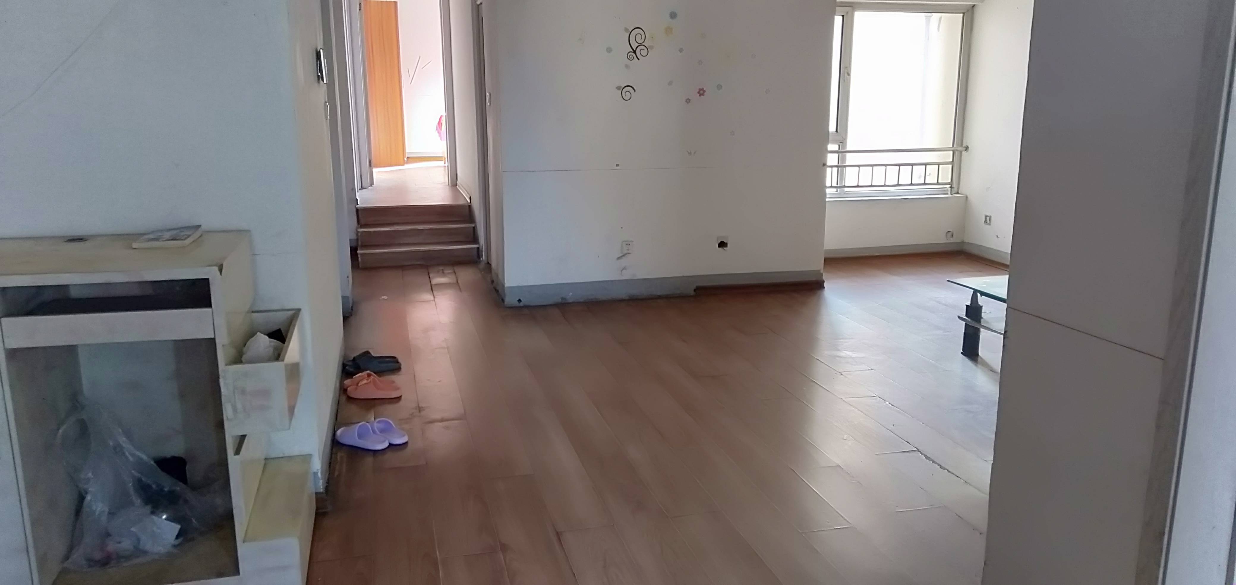 阿尔卡迪亚蓝天城低价急售 两梯两户 老证能贷款