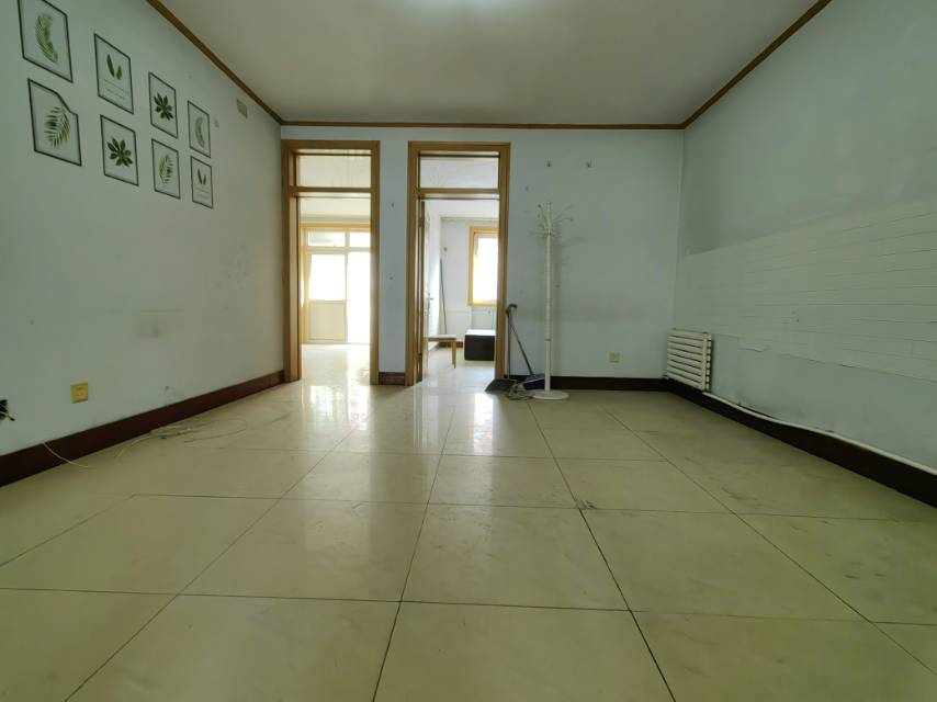 滏陽花園經(jīng)典三居雙衛(wèi)
