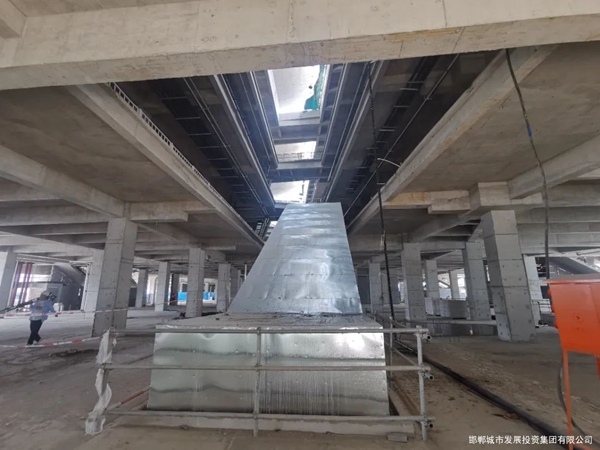 邯鄲華潤萬象匯項(xiàng)目建設(shè)如火如荼 施工現(xiàn)場熱火朝天