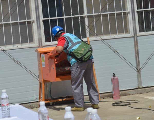 邯山區(qū)建筑施工領域“安全生產月”啟動儀式