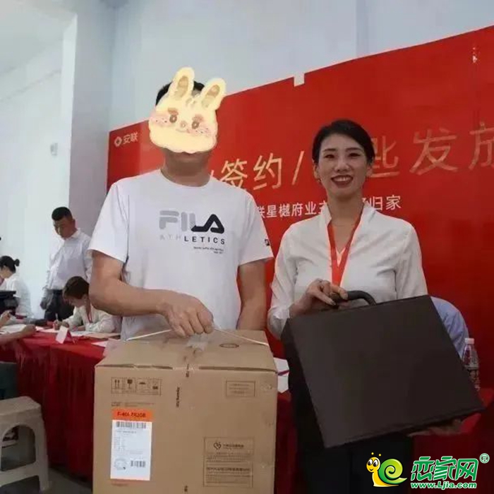 f0023d8e7b3c3e2561169d3e5bca54fd.jpg