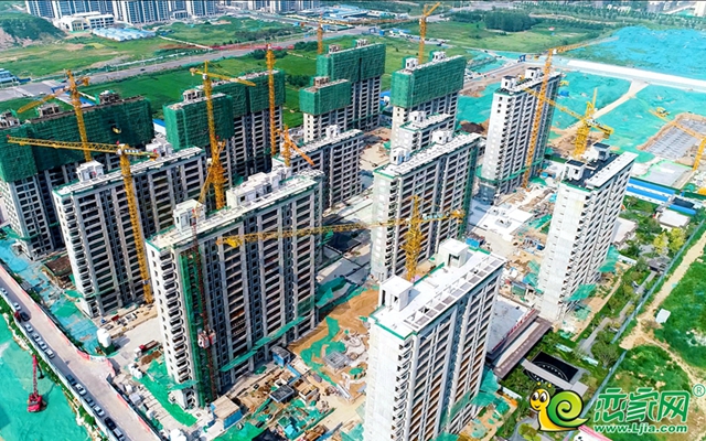 【視頻】喜封金頂 大境將成|榮科·文苑7月工程進(jìn)度播報(bào)