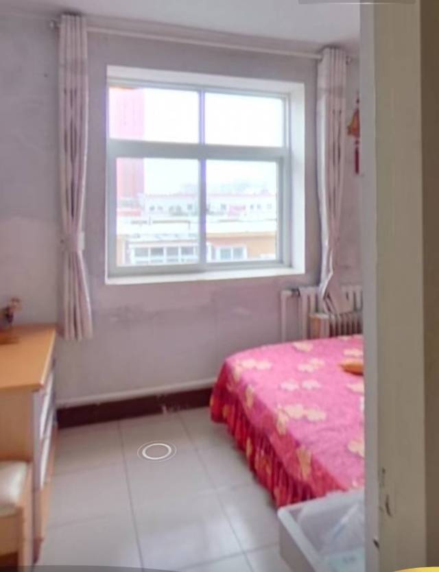 市實驗小學25中，老證