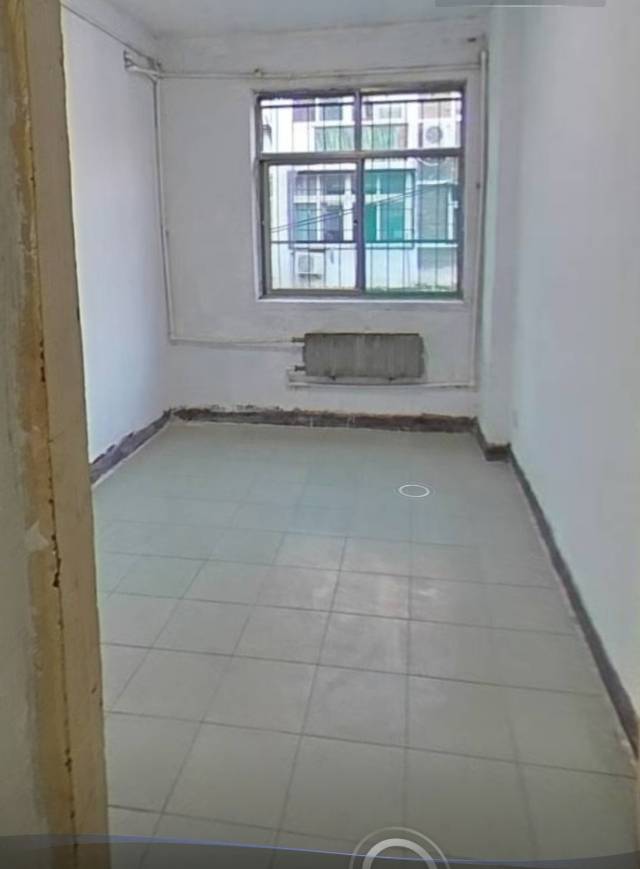 紡醫(yī)北路6號2樓，老證唯一停車方便市實驗小學(xué)25中
