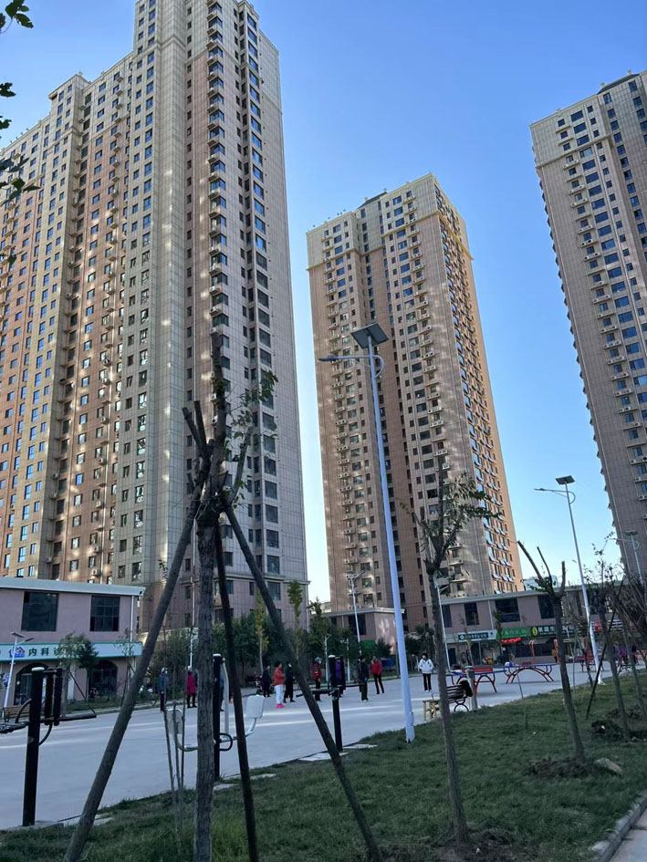A農(nóng)林路小學(xué)旁8500元/平 即買即住 現(xiàn)房 直接網(wǎng)簽