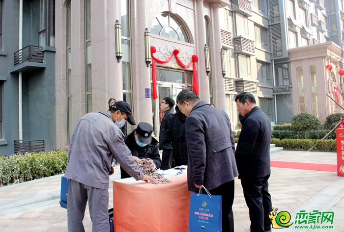 a048aa16e3cbd8f316f086f1eca78499.JPG