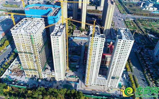 榮科·環(huán)球港11月工程播報(bào)，所有樓棟均已封頂