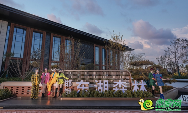 12月1日，邯鄲東湖森林示范區(qū)暨樣板間盛大開放！
