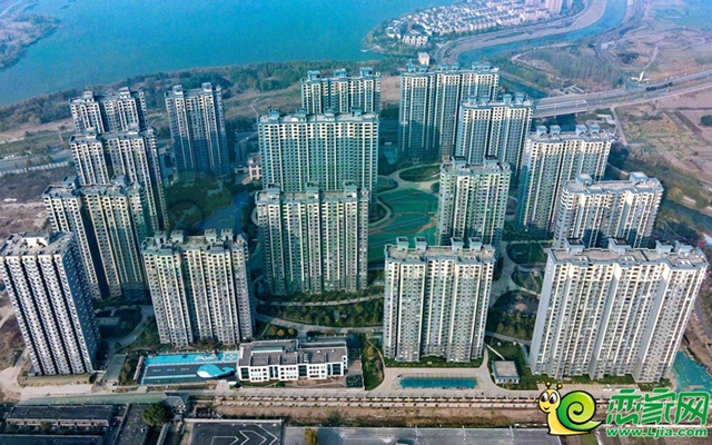 北湖十六峯湖景現(xiàn)房，即買即住