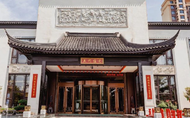 閱遍世界璀璨，依舊心歸故鄉(xiāng)