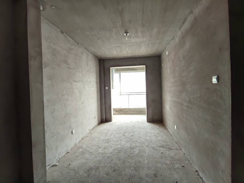 和平路光明大街，和平東小學(xué)，電梯房2居室，房齡新可貸款