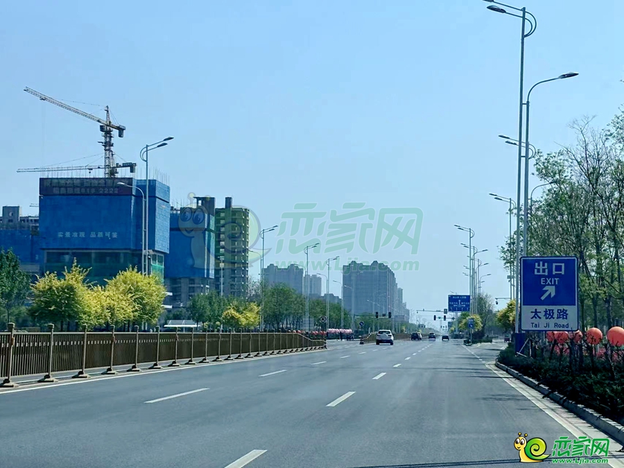 榮昌·上城實(shí)景圖（2024.04.17）