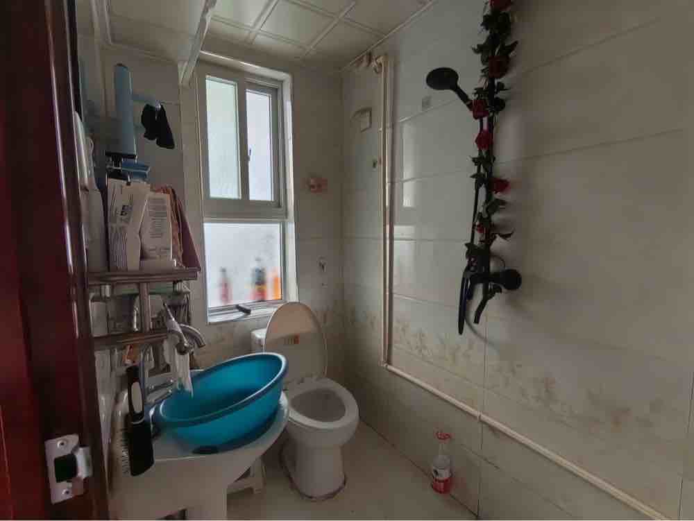 急售，黎明街，23中旁，中層，兩居室