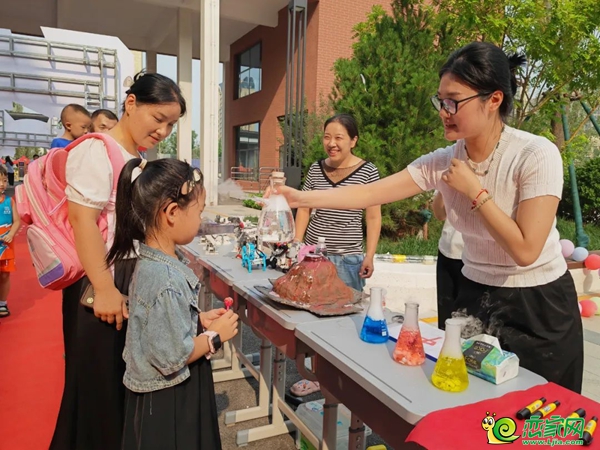 邯鄲市第二實(shí)驗(yàn)小學(xué)正式開學(xué)了！