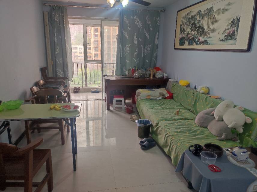 新世紀(jì)，展覽路小學(xué)，23中電梯房，2居室，有證可貸款，低樓層