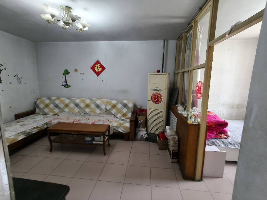 渚河路小學(xué) 27中 學(xué)區(qū)房 三室兩廳 中間樓層 大通陽臺 老證可貸款