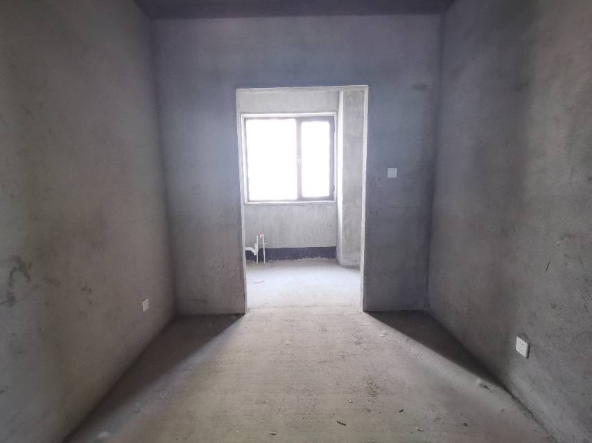 富麗華庭三室兩廳兩衛(wèi) 10層 有證可貸款