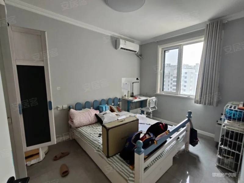 急售  精裝三室兩廳兩衛(wèi)  拎包入住老證