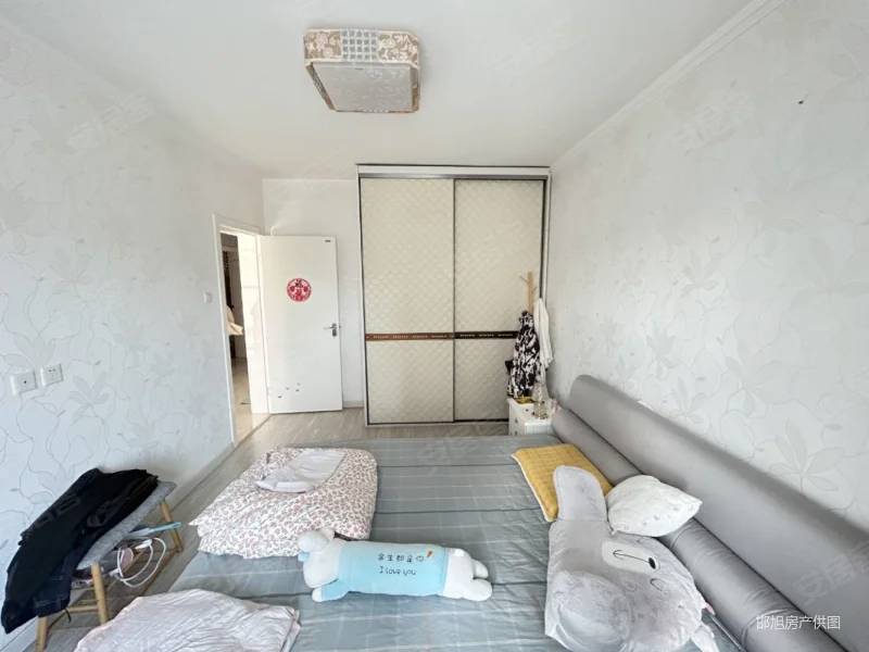 急售  恒大名都旁精裝修拎包入住送車位