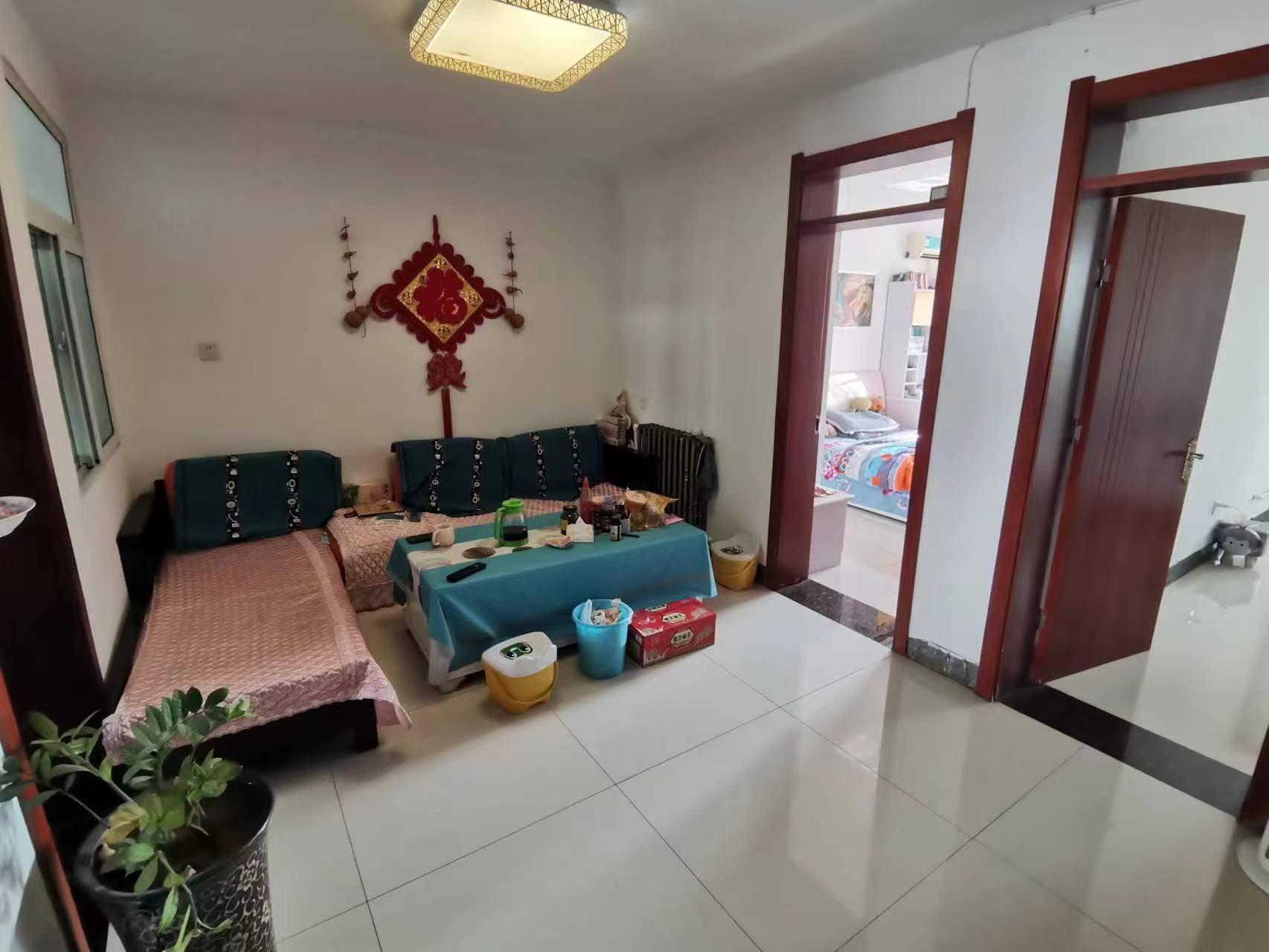 邯山區(qū)實(shí)驗(yàn)小學(xué) 中間層小三居 老證帶小房 精裝修 首付2成 老證
